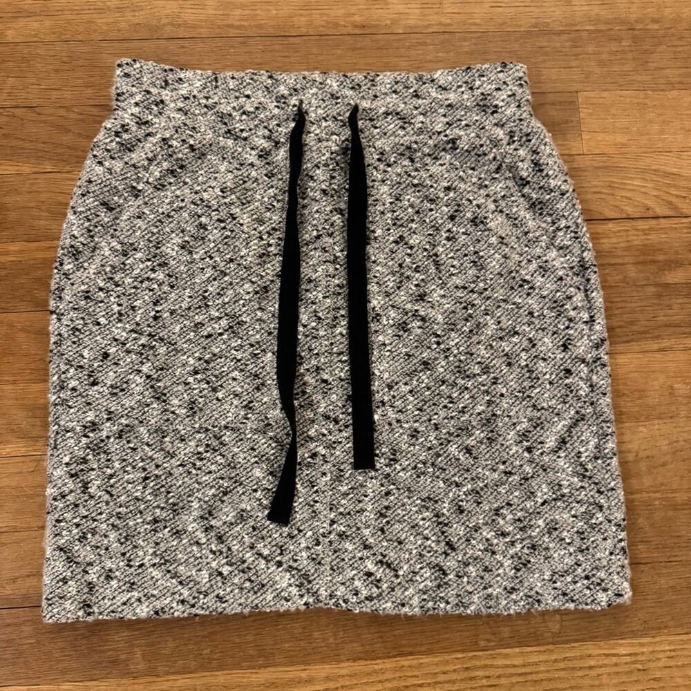 Lou & Grey grey black white woven mini pencil skirt size XS
 b39